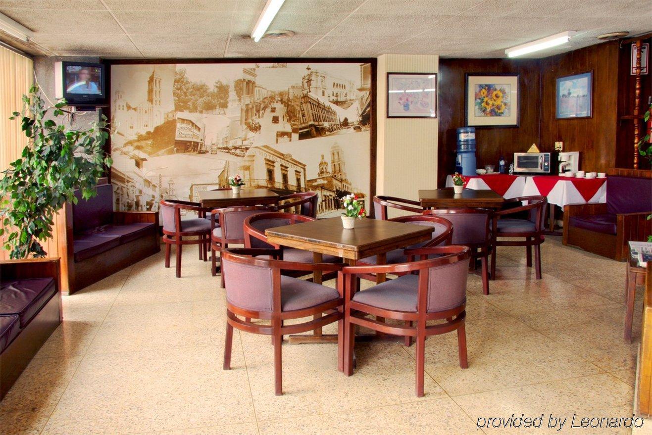 Hotel Premier Saltillo Coahuila Εστιατόριο φωτογραφία